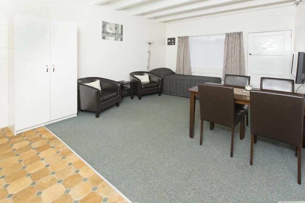 Marina Court Motel & Apartments Whangarei Eksteriør bilde