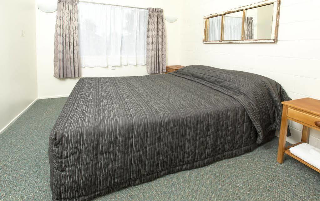 Marina Court Motel & Apartments Whangarei Eksteriør bilde